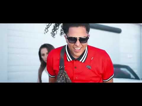 Davis Flow   Se Me Dio Official Music Video