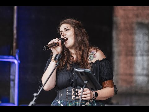 When the Pipers Play