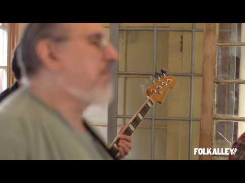 Folk Alley Sessions: David Bromberg Band - "You've Been A Good Ole Wagon"
