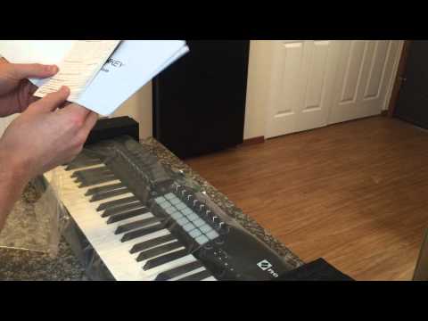 Novation Launchkey 49 MK2 Unboxing