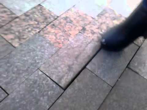 Тротуарная плитка в центре Тамбова разваливается под ногами