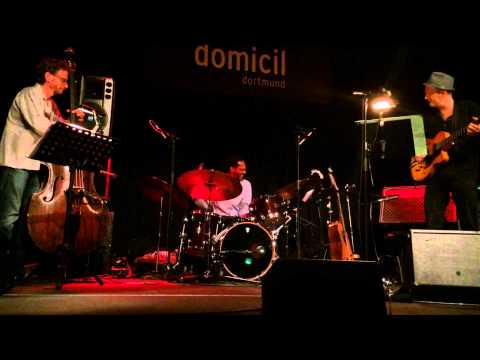 Brian Blade Solo (w/ Muthspiel & Grenadier)