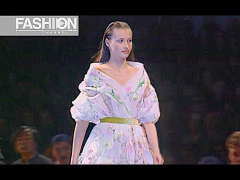 KENZO Fall 1993 Paris - Fashion Channel