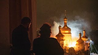 Rus saldırısı Kiev'deki UNESCO listeli manastırda yangın çıkardı