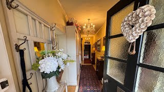 HOUSE TOUR | A 400 Year Old Farmhouse And Cottage in the English Countryside In Spring