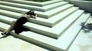 Armin Van Buuren feat. Sophie Ellis Bextor - I&#39;m Not Giving Up On Love (Official HD Video)