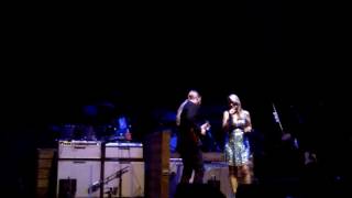 Tedeschi Trucks Band &quot;Calling Out To You&quot; 10-08-2016