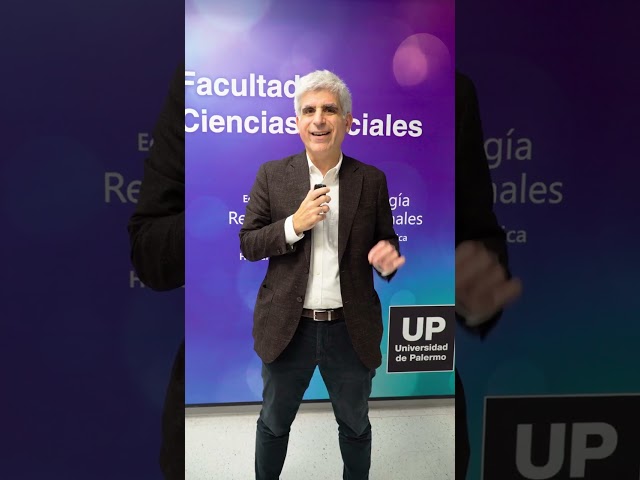 Mart&iacute;n Rodr&iacute;guez Yebra, periodista de La Naci&oacute;n, charl&oacute; con los estudiantes UP