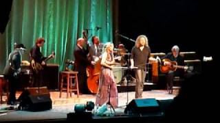 Please Read The Letter Alison Krause and Robert Plant MSG 6.12.2008