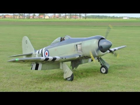 GIANT 1/4 SCALE RC HAWKER SEAFURY / FOLDING WINGS MICK ROUGHAM MODEL AIRCRAFT SHOW - 2014