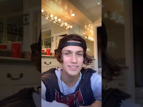 Lilhuddy’s TikTok live. CRYING about his past | May 16