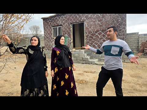 Mojtaba's attention to Azita and Zahra's help to her