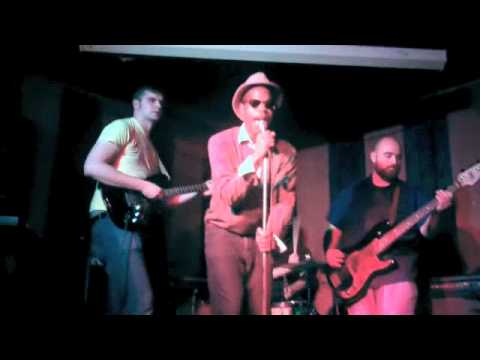 Sheefy McFly & The Delorean - "Party Like Bruce Willis"