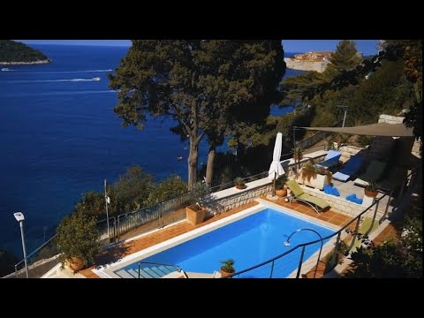 Luxury Seafront Villa in Dubrovnik with pool, sea and Old Town views