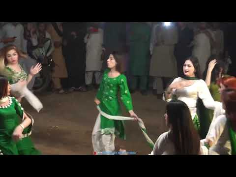 tabla tak dena den tak new song #Swabi_Dancer_Group New Dance Miss Karishma new dance #pashto_song