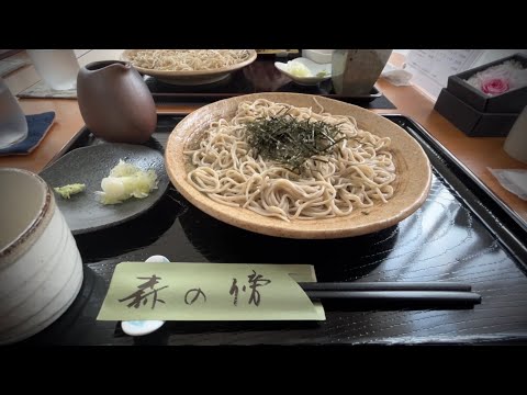 Soba CAFE Mori no Soba 🍰 Libros, soba y café *El pastel de hoy también se ve delicioso 😁