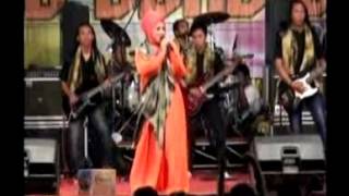 Download lagu evie tamala asmara mp3