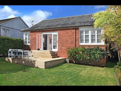 15 Range View Road, Mt Albert