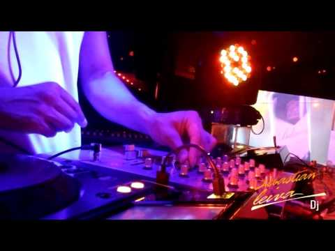 Mark Ronson - Uptown Funk ft. Bruno Mars / Capital Cities - Safe And Sound (Sebastianleiva Dj)