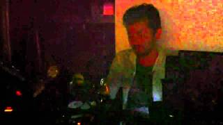 FUNKY GONG DJ PLAY @TRUMP ROOM SHIBUYA 2010 1103.MOV