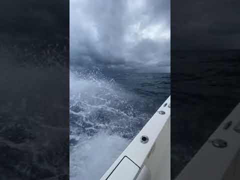 24ft Bay Boat in ROUGH SEAS