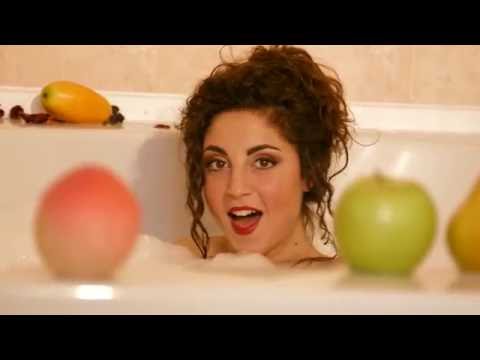 Titta (feat. Ivan Venot) - Vuelvete Loca [Official Video]