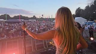 Laura Aston Live
