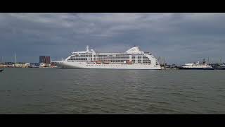 Cruise ship "Seven seas voyager"