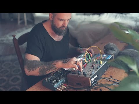 Confine - Oora // Live Performance with Buchla Easel Command, Strymon Nightsky and Oxi One