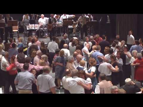 BRAVI BUAM Búcsú - Hey Thomas, spiel uns eins