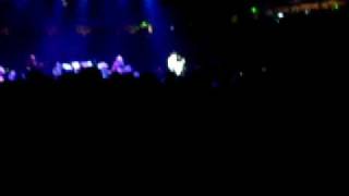 George Strait - I Aint Her Cowboy Anymore (Live in Columbia 4/5/08 - Small clip)