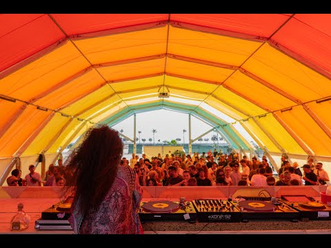 Cosmina | Sunwaves 33 | Full set video