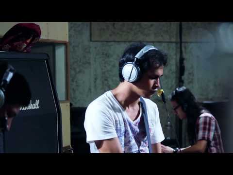 monoloQue - Jika Aku Seorang Robot ( "Live" Sesi Di Raja, May 2012)