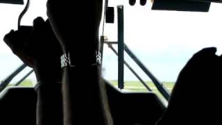 preview picture of video 'Flight from St. Maarten (SXM) to Saba Airport via St. Eustatius Part 3'