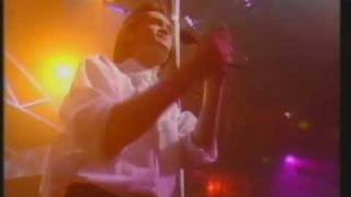 Feargal Sharkey A Good Heart Video