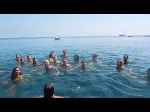 Coro Giovanile Diapason - "Tu Sei l'Unica Donna per me" - Live @Mare