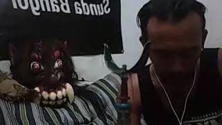 Download lagu Mega Hideung Tarompet Adens mp3
