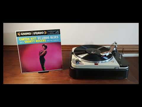 St. Louis Blues-Eartha Kitt With Shorty Rogers And His Giants (1958) Side 1.