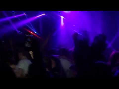 Swedish House Mafia 28.05.11 (Alexandra Palace London) Calvin Harris - Flashback REMIX (HD)