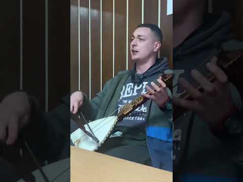 Гусле - Радомир Лакетић