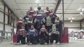 Prisoners sing carol to show service