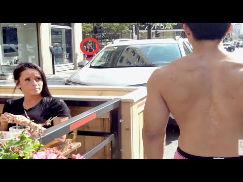 WHEN WOMEN STARE AT BODYBUILDERS ON ROAD