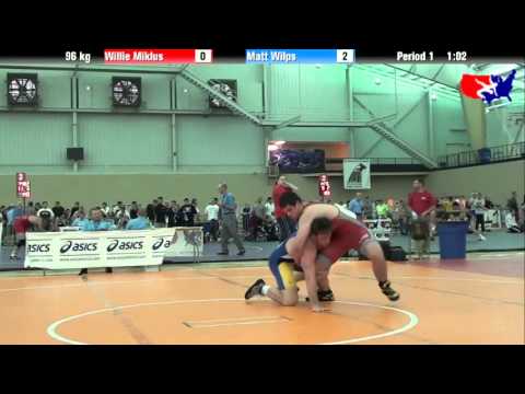 Willie Miklus vs. Matt Wilps at 2013 ASICS University Nationals - FS