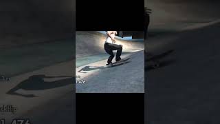 How to front flip and backflip in skate 3 on Xbox
