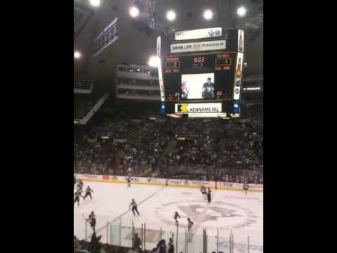 Pittsburgh penguins 3/27/10 Brooks orpik scrum with hartnel