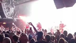 Sevendust -Born To Die (Live)