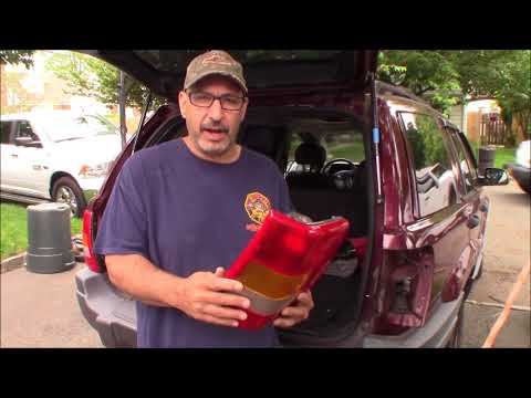 Tail Light Replacement | 2002 Jeep Grand Cherokee WJ