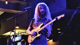 Download lagu Guthrie Govan - Waves Live 2019 mp3 Download lagu Guthrie Govan - Waves Live 2019 mp3