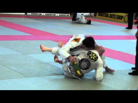 Submission #1054 - Darragh Oconaill vs Ilke Bulut