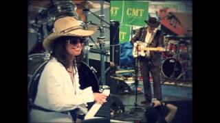 Jessi Colter &amp; Tommy Jennings &quot;Dreaming My Dreams With You&quot;
